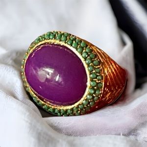 Vintage purple and green cabochon stone dome ring
